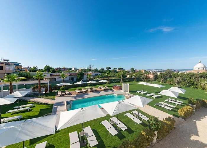 Insula Boutique Hotel
