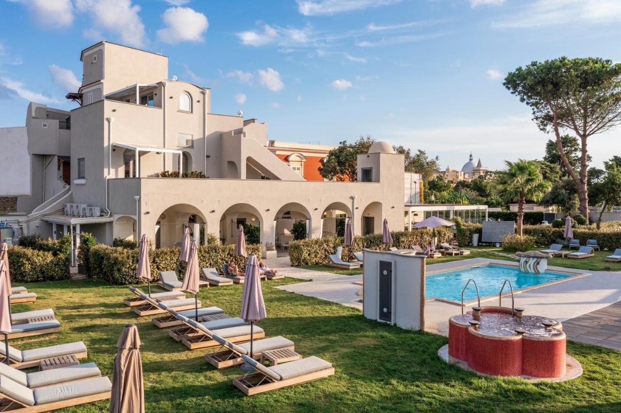 Insula Boutique Hotel