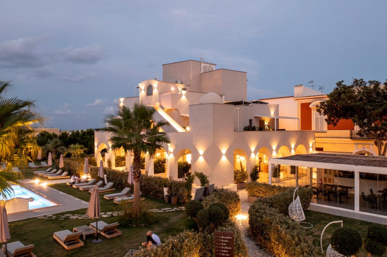 Insula Boutique 4*