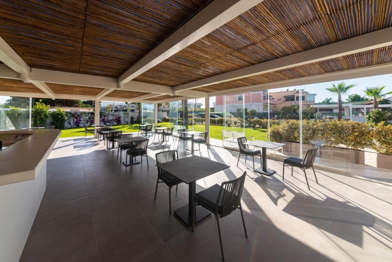Insula Boutique Hotel 4*